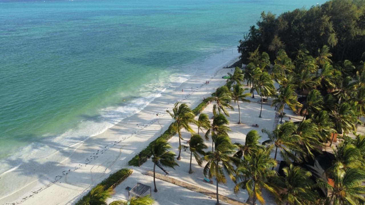 Vrclub Paje Palms Beach Resort Buitenkant foto
