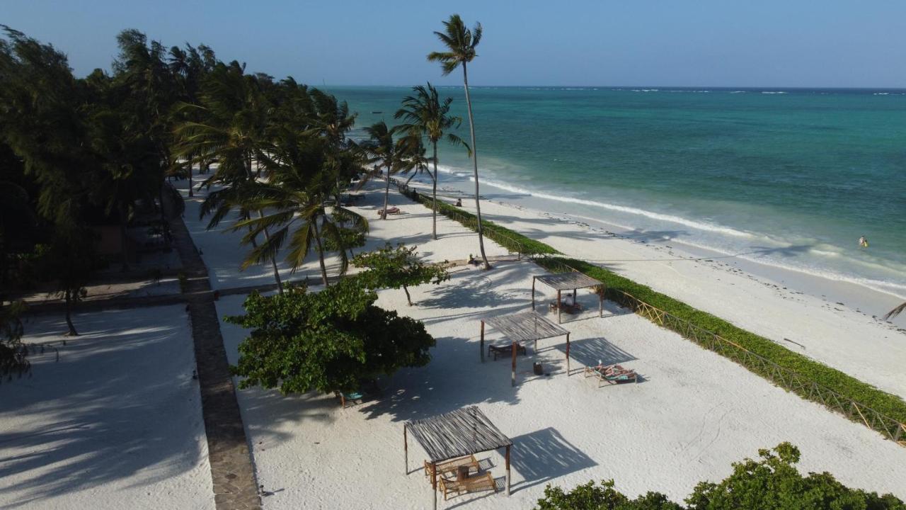Vrclub Paje Palms Beach Resort Buitenkant foto