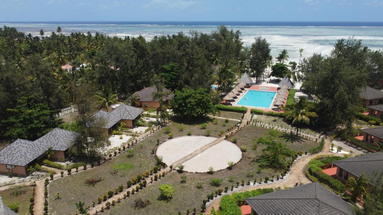 Vrclub Paje Palms Beach Resort Buitenkant foto