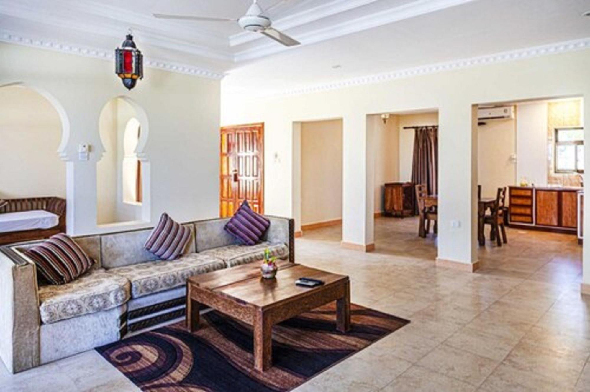 Vrclub Paje Palms Beach Resort Buitenkant foto