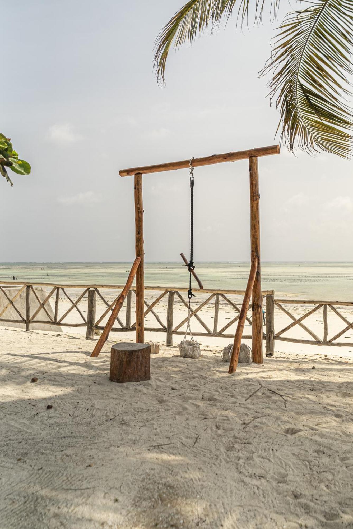 Vrclub Paje Palms Beach Resort Buitenkant foto