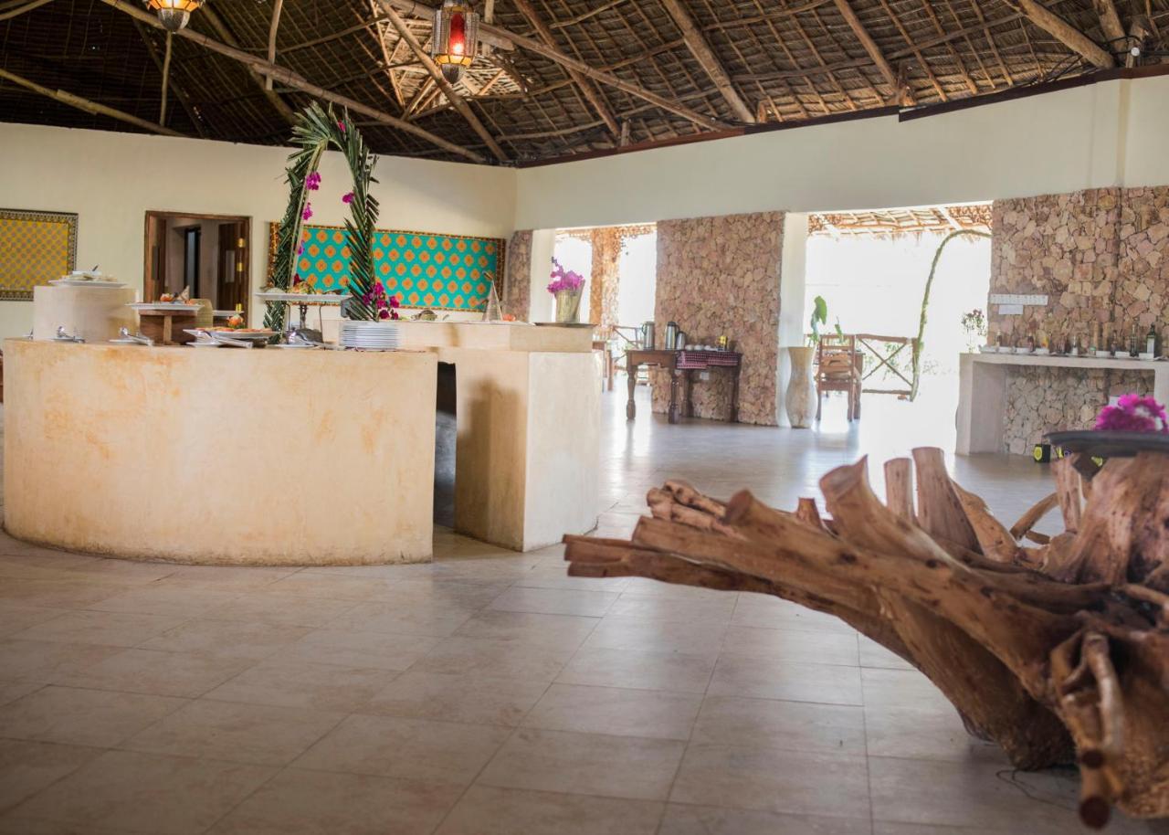 Vrclub Paje Palms Beach Resort Buitenkant foto